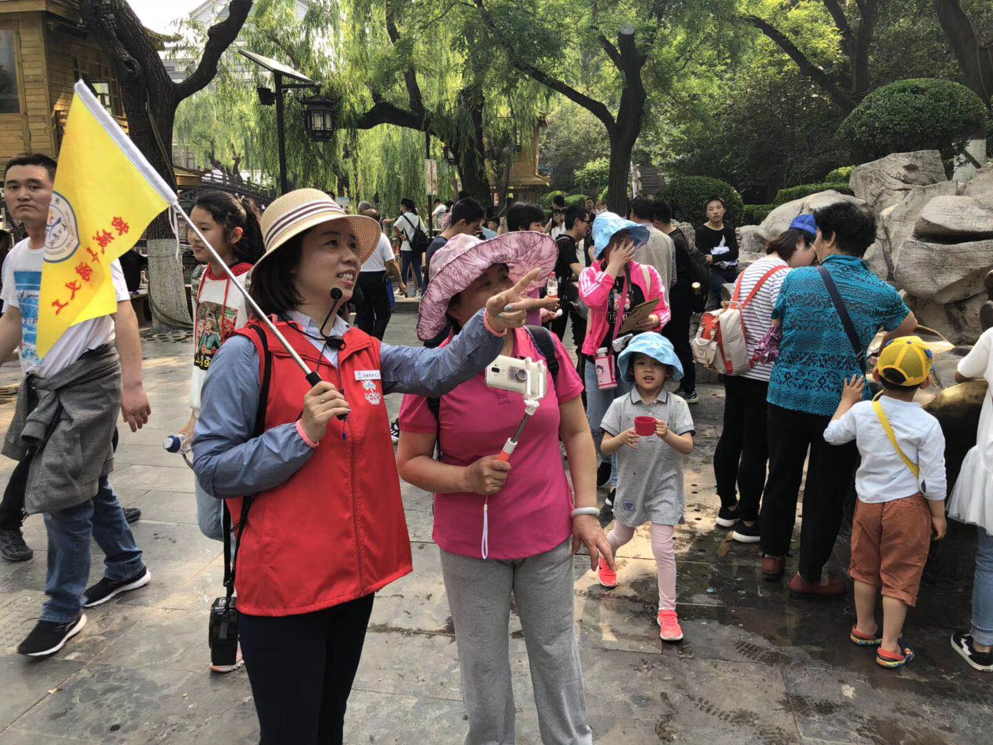 国内率先实现导游评职称!山东未来将探索更多人才政策促进文旅融合_齐鲁原创_山东新闻_新闻_齐鲁网