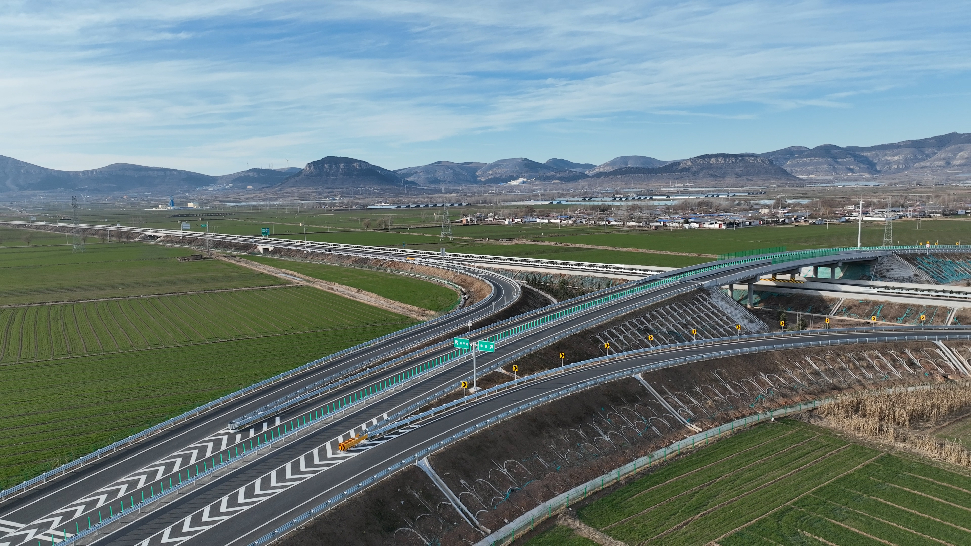 泰安至东平高速公路建成通车_齐鲁原创_山东新闻_新闻_齐鲁网