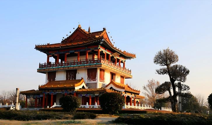 湖光诗韵塑新城 文旅融合绘新篇