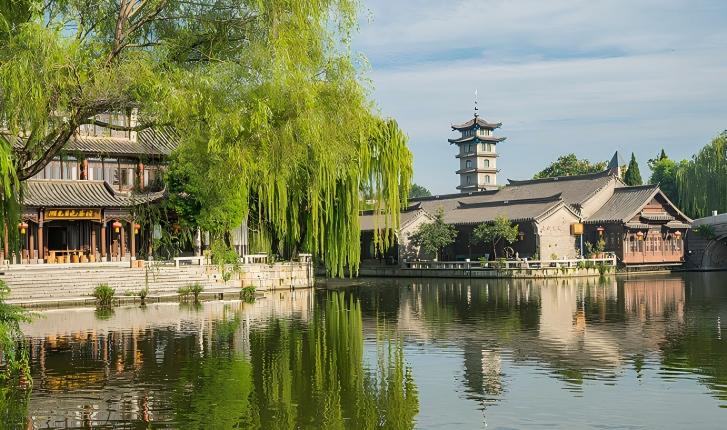 民俗赋能 枣庄翼云石头部落闯出文旅新路