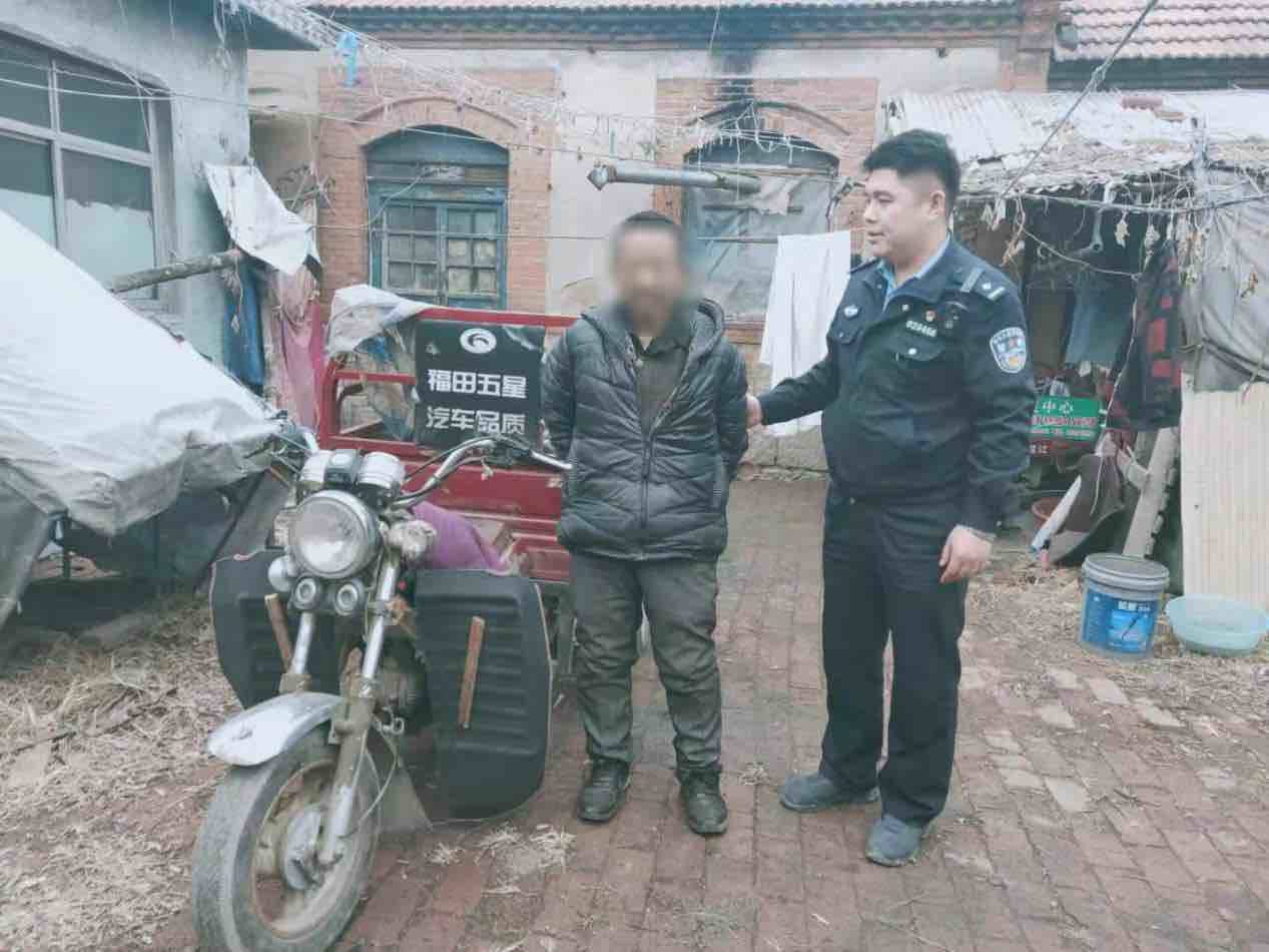 两男子“打小算盘”赚“歪财” 被抓 淄川警方破获两起侵财案