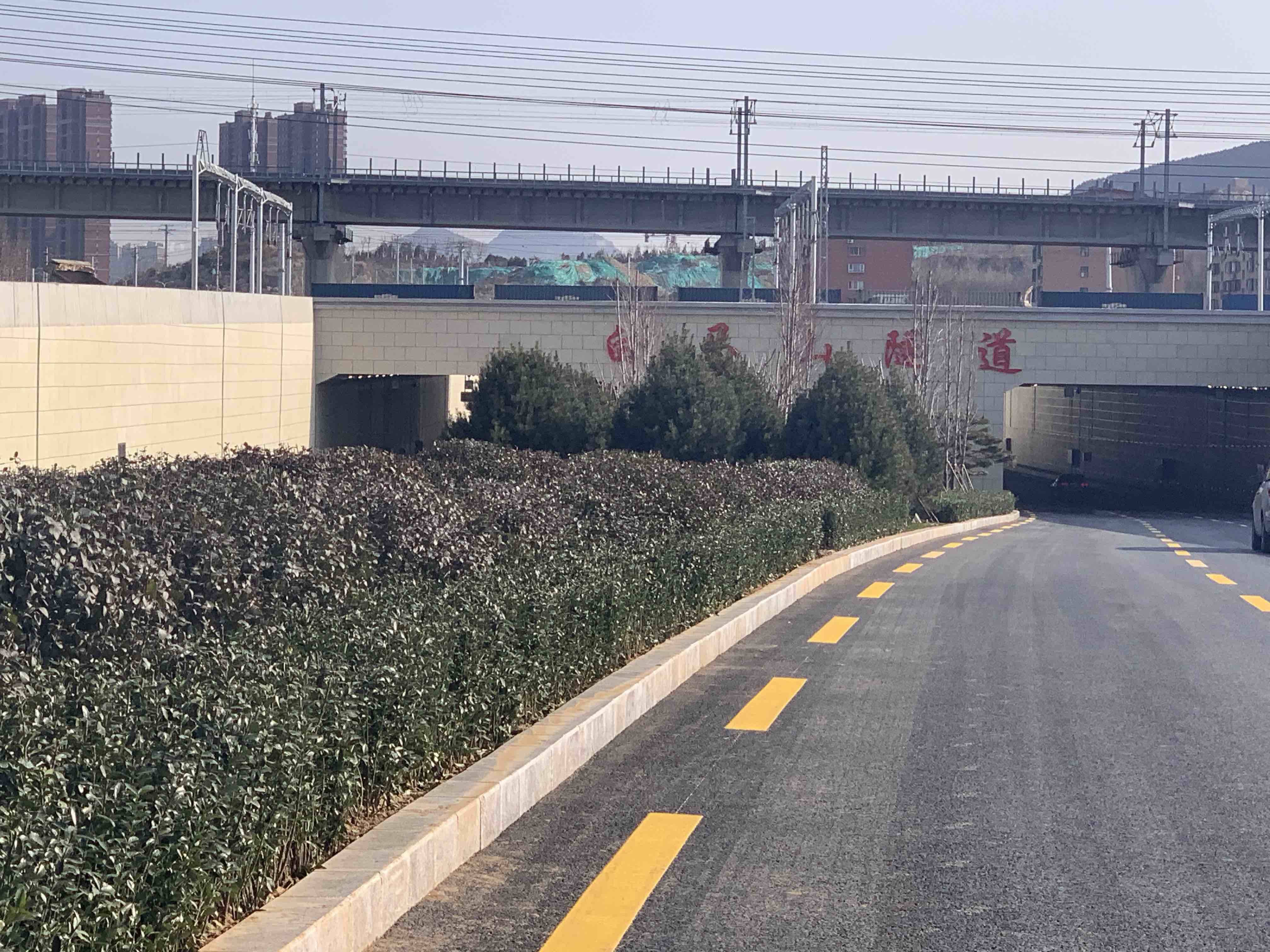 济南刘长山路白马山隧道今日通车 13年“断头路”成过去
