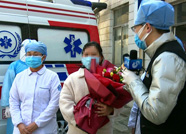 30秒丨潍坊市1例新冠肺炎患者治愈出院，来听她怎么说
