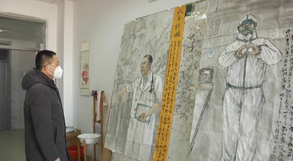 潍坊安丘一中学美术教师作画致敬防疫一线医务工作者