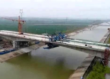 泰安东平湖滞洪区特大桥即将完工，为我国最长公路旱桥