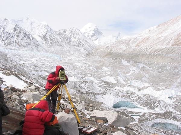 齐鲁网·海报新闻向着珠峰再出发！一文速览你不知道的珠穆朗玛峰，这些山东人曾经登顶