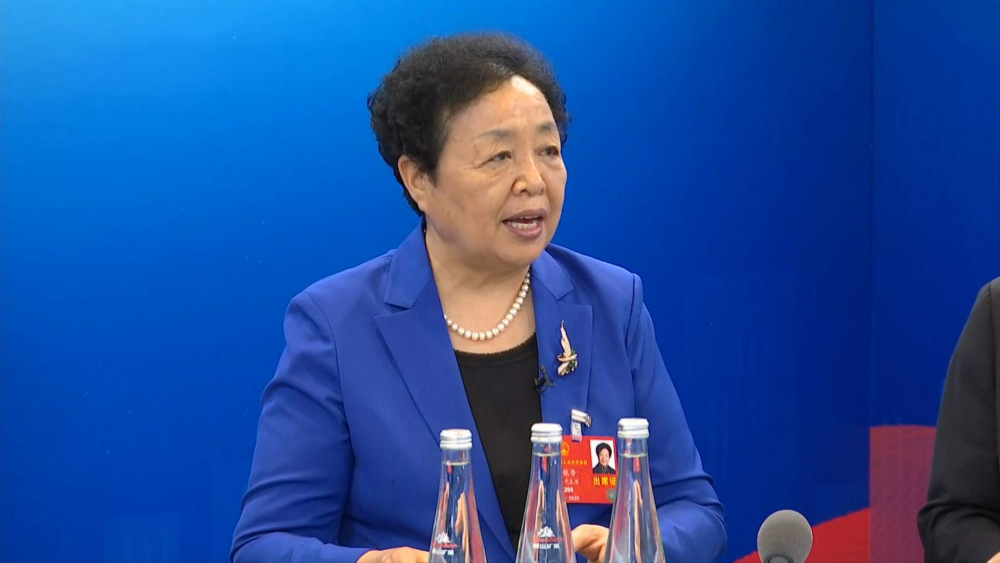 云对话两会大家谈全国政协常委王学典建议将教师节调整