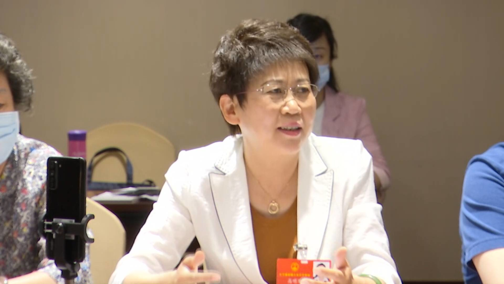 真知灼见现场声丨全国人大代表高明芹建议疾控中心人员平时去医院兼职