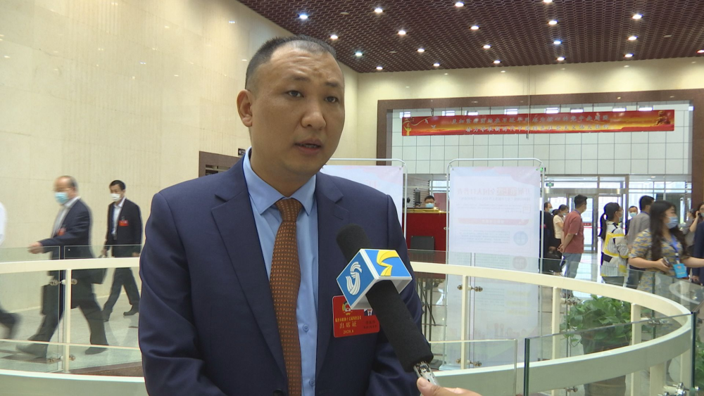 38秒临沂政协委员李振伟支招缓解城区通行难打造立体交通