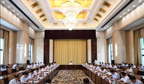 淄博市生态环境委员会召开第一次全体会议