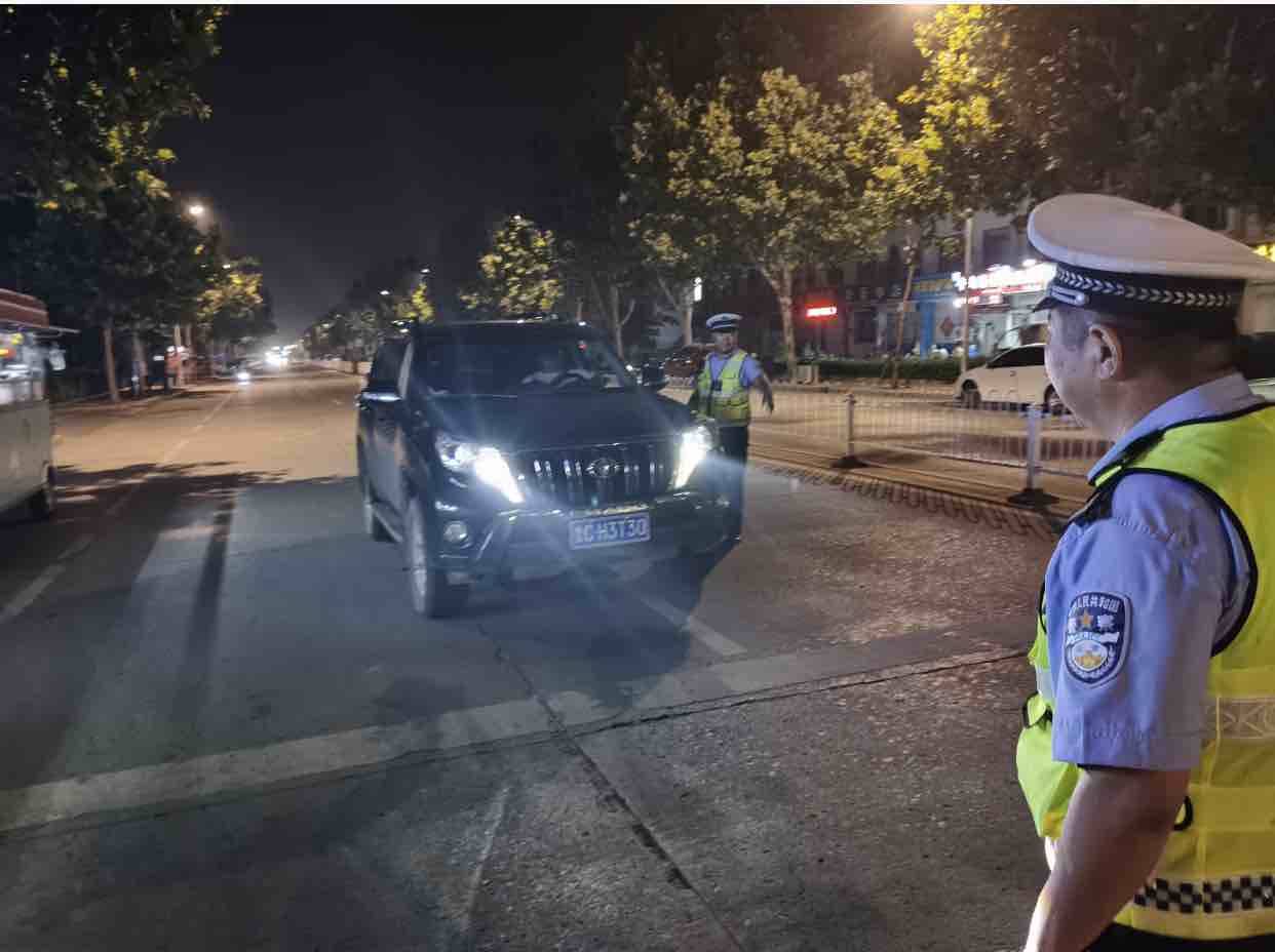 莫存侥幸！淄博高新区交警集中夜查 12名“酒司机”撞“枪口”