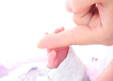 52秒丨德州“小丸子”诞生记 650克“手掌婴儿”创本地记录