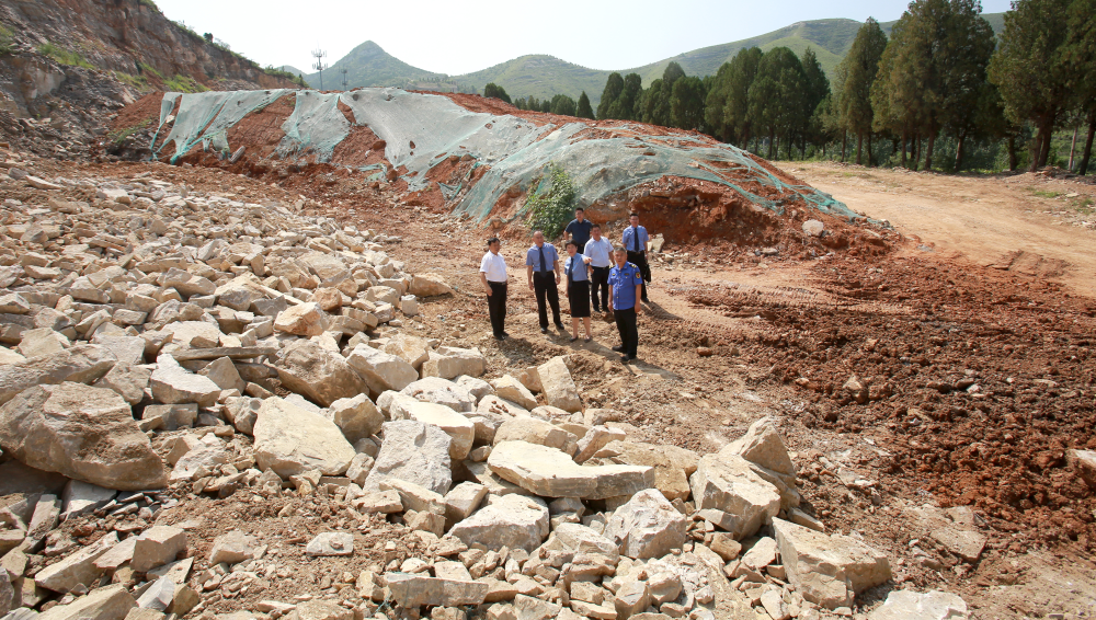 检察长亲自监督  济南南部山区东泉泸村损毁山体正在修复中