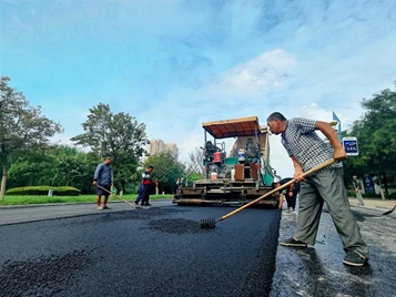 聊城冠县城区14条道路正进行维护施工，预计9月下旬完工