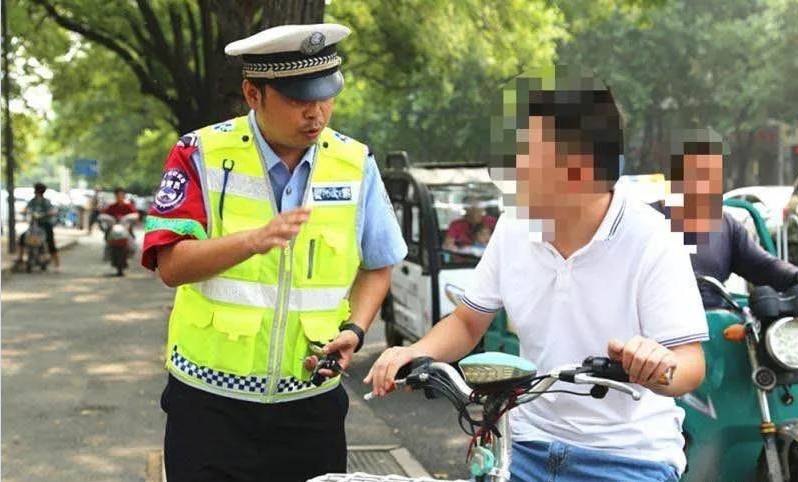 9月1日起严查！济宁高新交警开出首张电动自行车未挂牌罚单！
