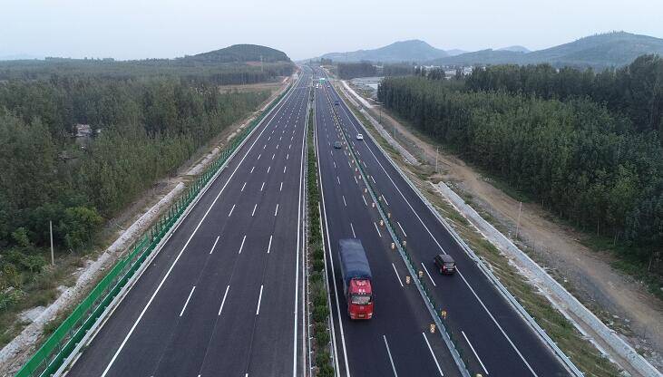 好消息！京沪高速改扩建工程沂南段实现双向八车道贯通
