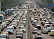 10月1日至10月8日，泰安交警将对环山路适时采取交通分流措施