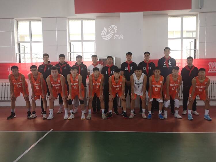 传播公益！中国男子三人篮球国家队走进章丘区实验小学