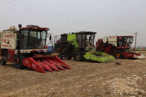 济宁公布“三秋”农业机械作业进度 玉米已收383.75万亩