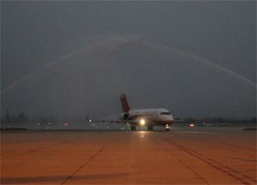 威海-南昌-成都航班正式开通