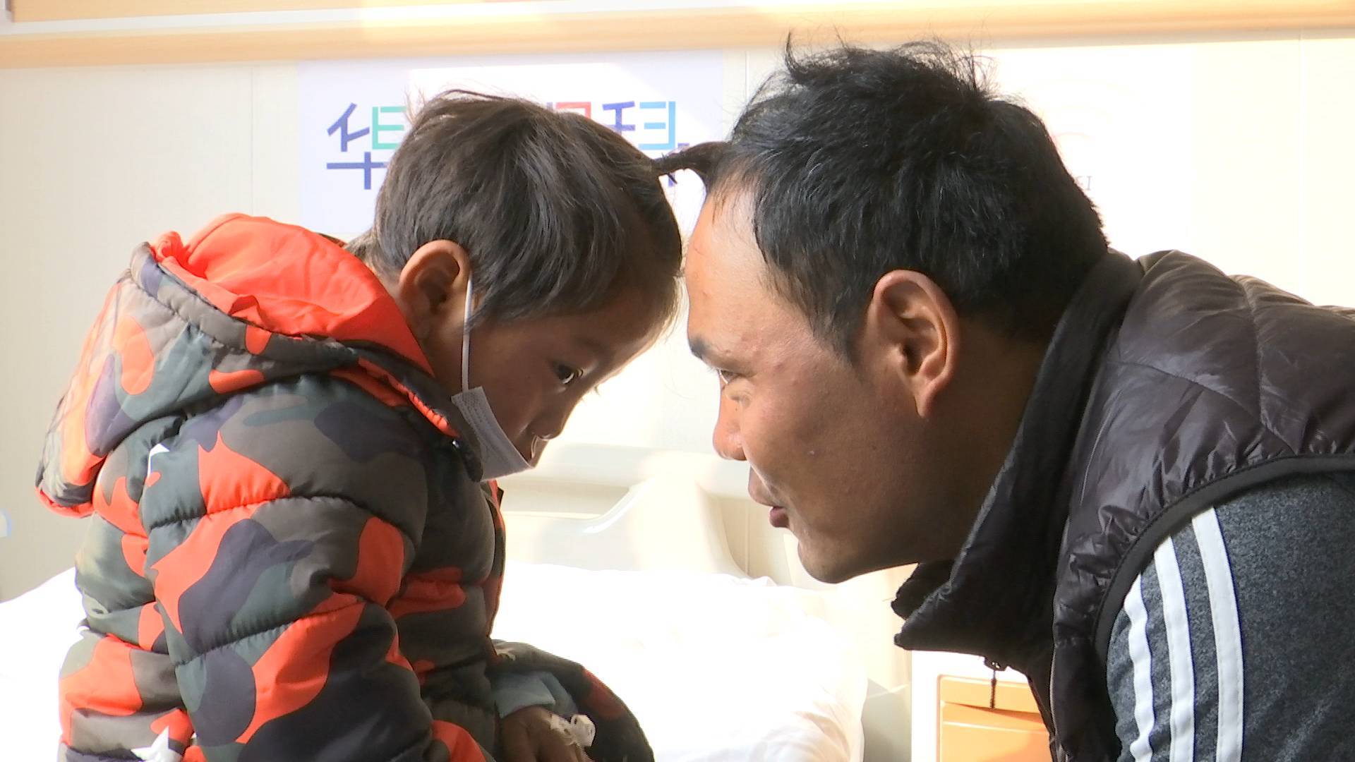 爱心接力！六岁西藏女孩今天在济南成功完成斜视手术 离开妈妈半个月终于可以回家啦