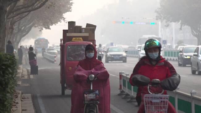 85秒丨是“雾”不是“霾”！潍坊为何突降大雾 预报员这样说……