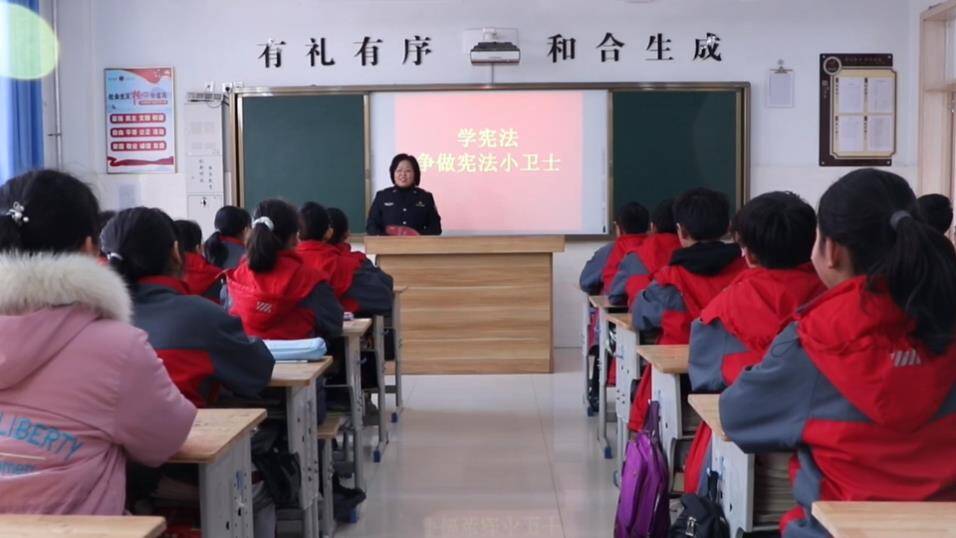 38秒丨濱州沾化：爭做憲法小衛(wèi)士 呵護(hù)青少年健康成長