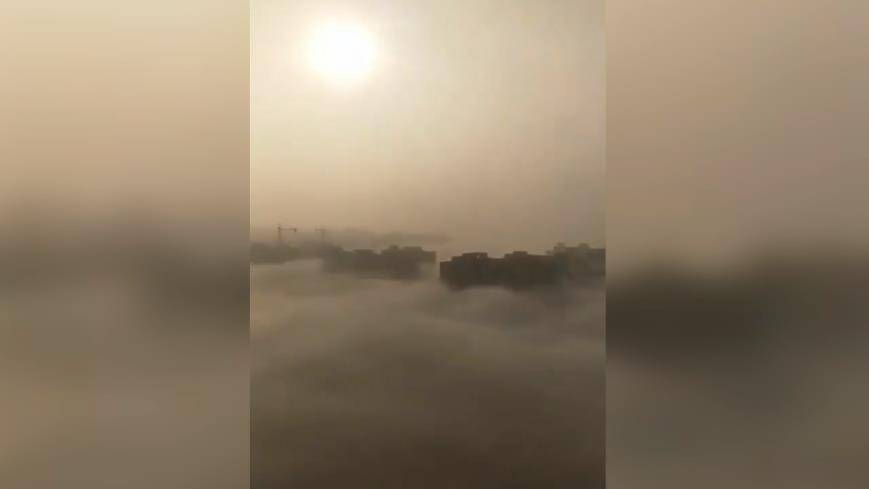 20秒丨大雾笼罩滨州 高楼大厦在厚厚的雾气中若隐若现
