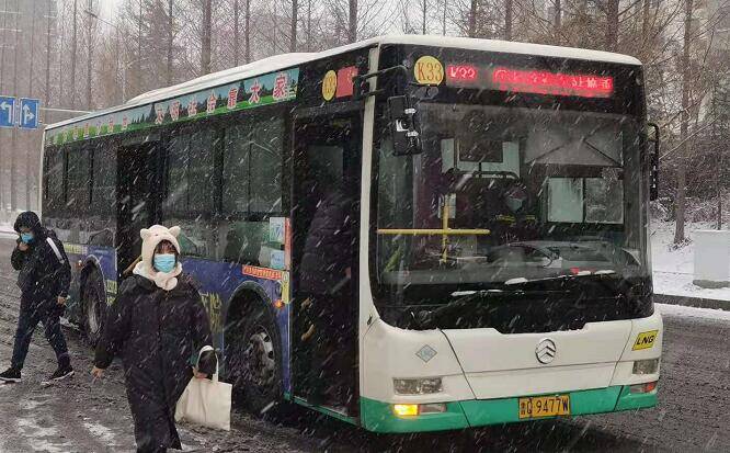 最新！临沂城区共有35条公交线路暂缓发车，2条线路临时绕行
