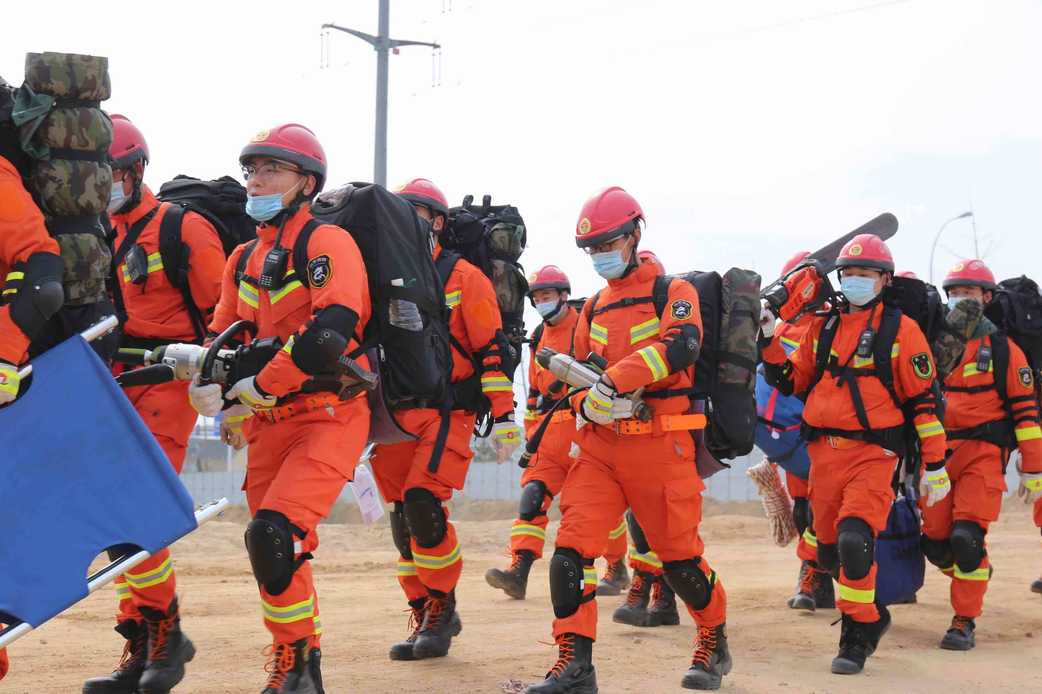 提高应急处置能力威海组织开展地震灾害救援专业队伍实战拉动演练