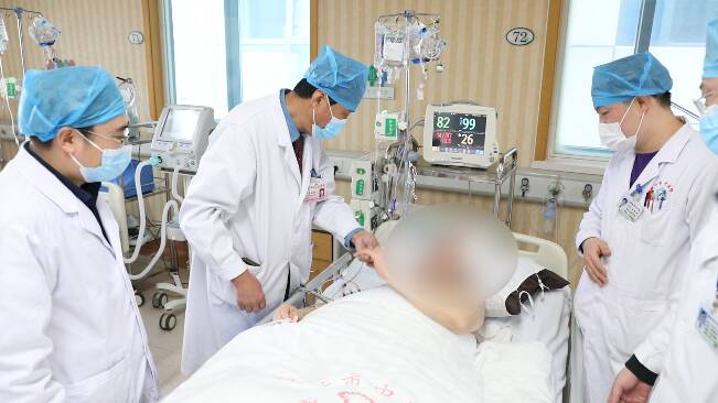 79秒丨5分钟“生死救援”！潍坊“警医接力”成功抢救患者生命