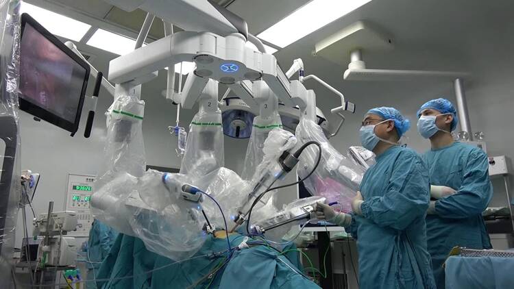 47秒｜厉害了！聊城顺利完成一台部分肾切除手术，“主刀”的竟是机器人