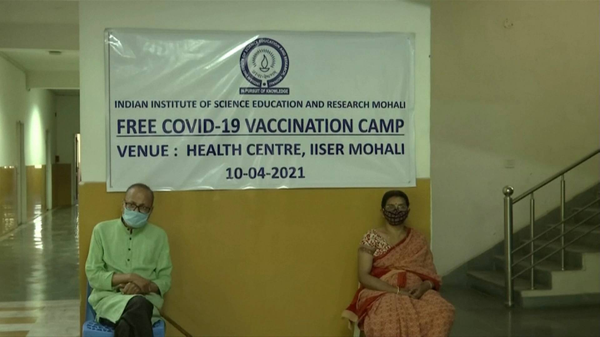 全球战“疫”｜印度单日新增确诊病例超14万例 多个邦宣布疫苗告急
