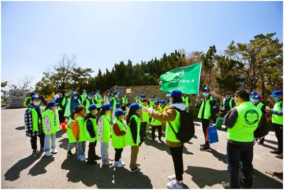 百名志愿者走进长岛开展“世界地球日”公益活动