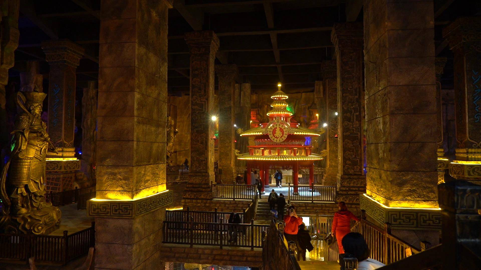 打造国内最大龙文化主题景区青铜山大峡谷龙宫正式启用