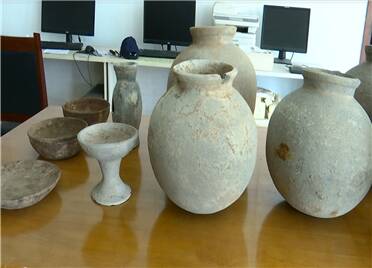26秒丨寿光市民意外发现10件陶器 分属西周、汉代、北齐文物
