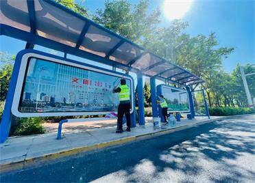 两天集中清洁700余座公交站亭！烟台靓化提升城市公交基础设施