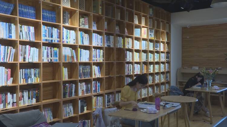 东营区：创新“图书馆+”新模式  城市书吧成为市民的“精神家园”