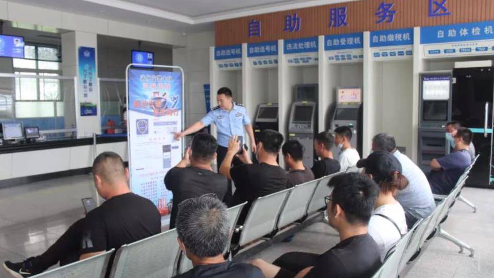 濱州沾化積極開展“反電詐+交通安全”防范宣傳活動