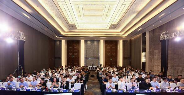 重构数字战斗力——企业数字化转型高峰论坛在济南举办