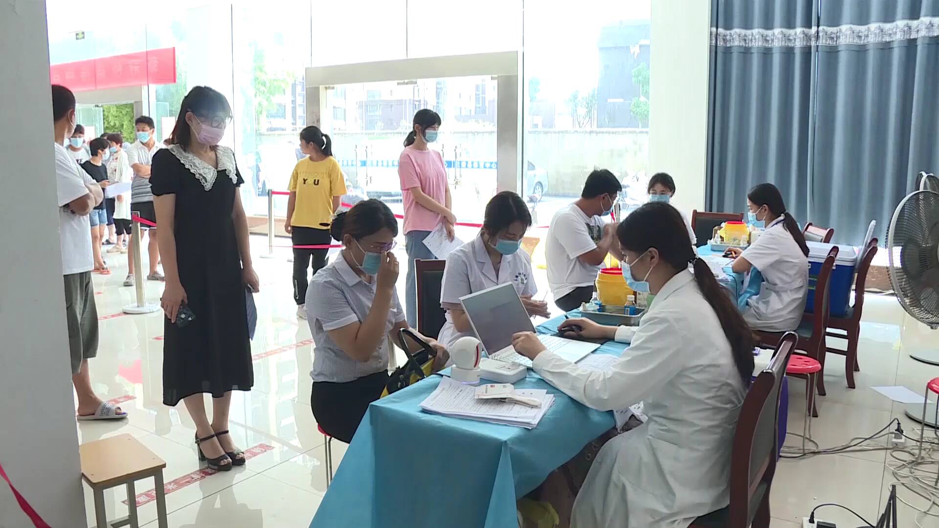 临沂兰陵15-17岁人群开始接种新冠疫苗 接种时需由家长或监护人全程陪同