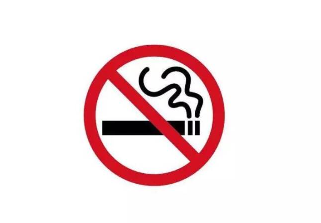 聊城市开出首例控烟处罚单！一市民公共场所吸烟被罚款10元
