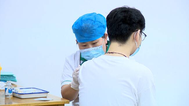 潍坊市潍城区15-17岁人群新冠病毒疫苗第一剂次接种工作8月10日结束