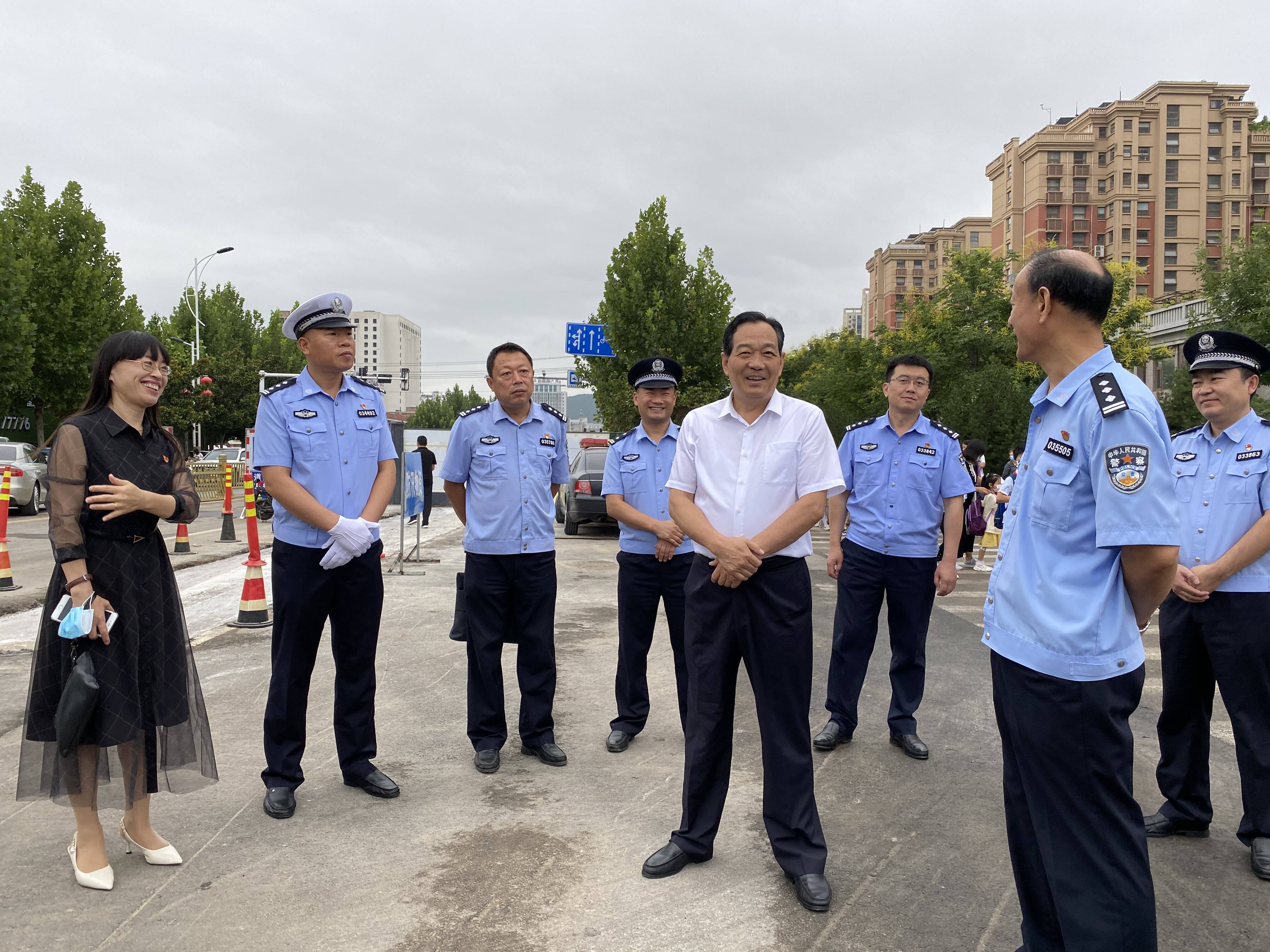 枣庄市进一步加强警校联动 深化“护校岗”制度