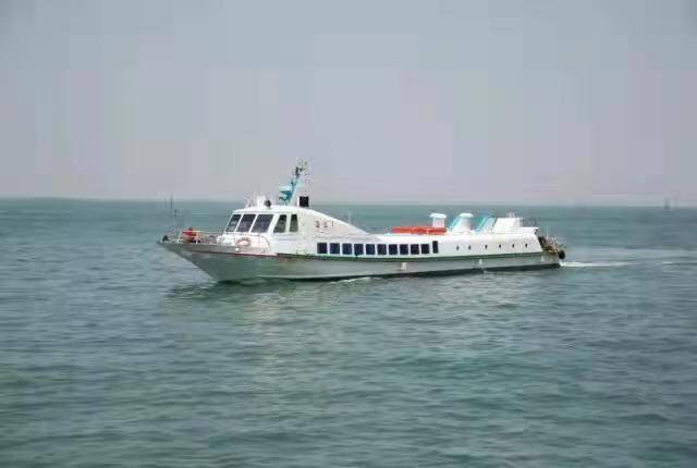 10月1日起现役军人乘坐青岛往返黄岛轮渡客船免费