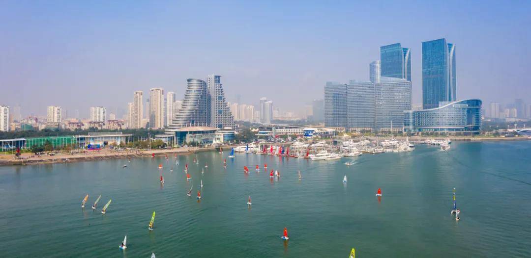 2021中国（日照）国民休闲水上运动会帆船比赛暨日照帆船公开赛开幕