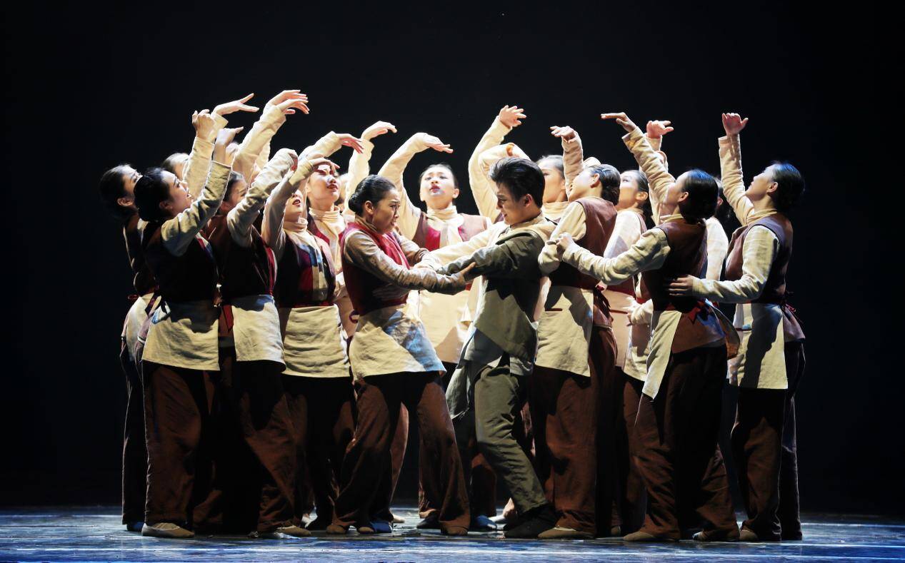 第十三届中国舞蹈“荷花奖”民族民间舞评奖将于10月25日在济南举行终评