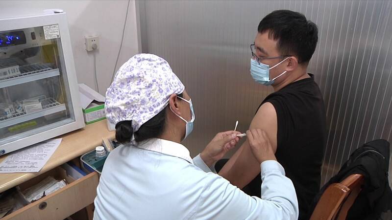 潍坊诸城市全面推动新冠疫苗“第三针”接种工作