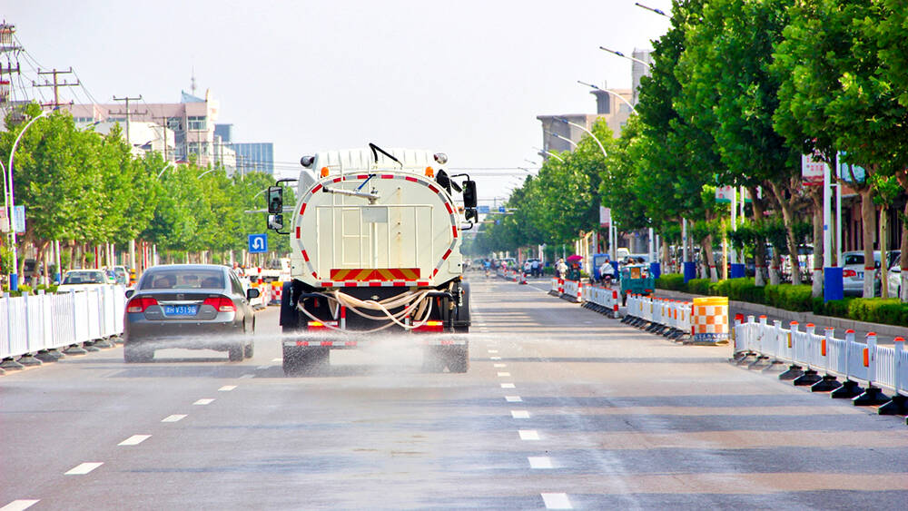 德州推进城市精细化管理 主城区道路机械化清扫率达90%，洒水率100%