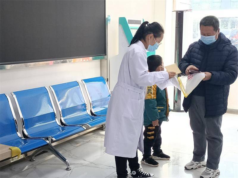 烟台莱阳卫校师生助力儿童疫苗接种工作